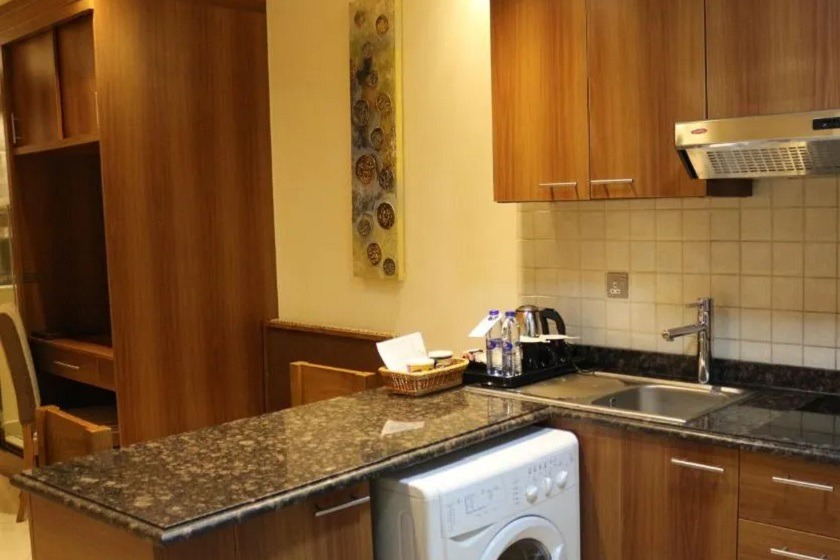 Pearl Executive Hotel Apartments Dubai - Deluxe Family Studio