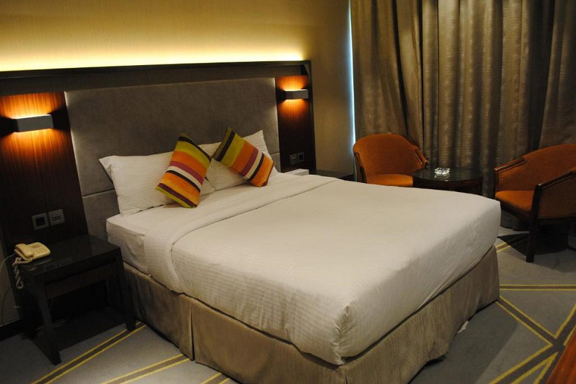 Versailles By Vieras Hotel Dubai - Deluxe Double Room (2 Adults + 1 Child)