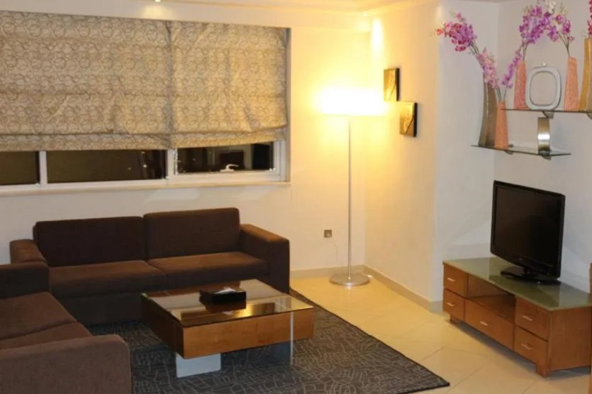 Pearl Executive Hotel Apartments Dubai - Three-Bedroom Apartment