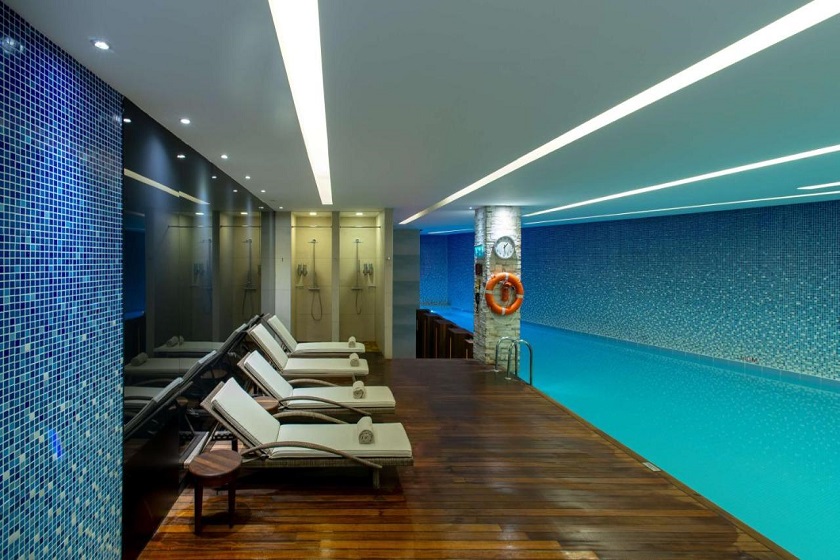 DoubleTree By Hilton Istanbul Moda - Pool