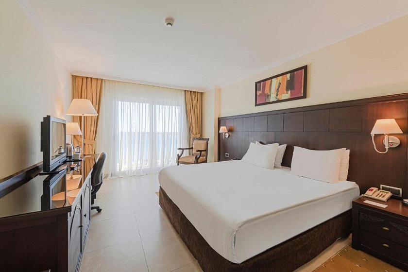 Crowne Plaza Antalya - King Bed Standard