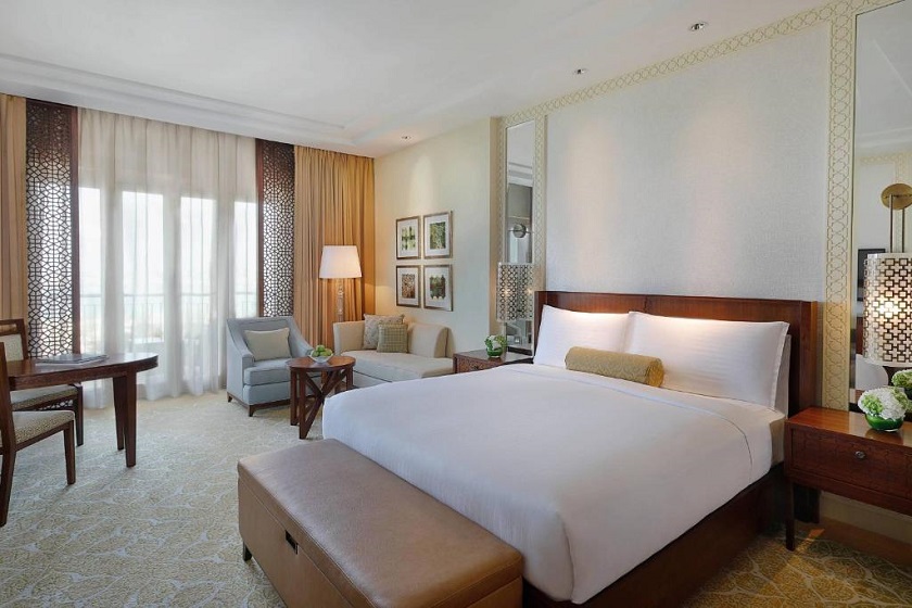 The Ritz Carlton Dubai - Club Deluxe Room