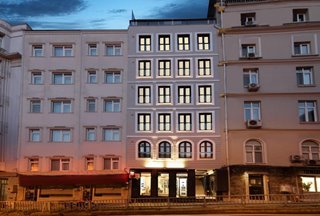 هتل والتون گاردنز پرا استانبول