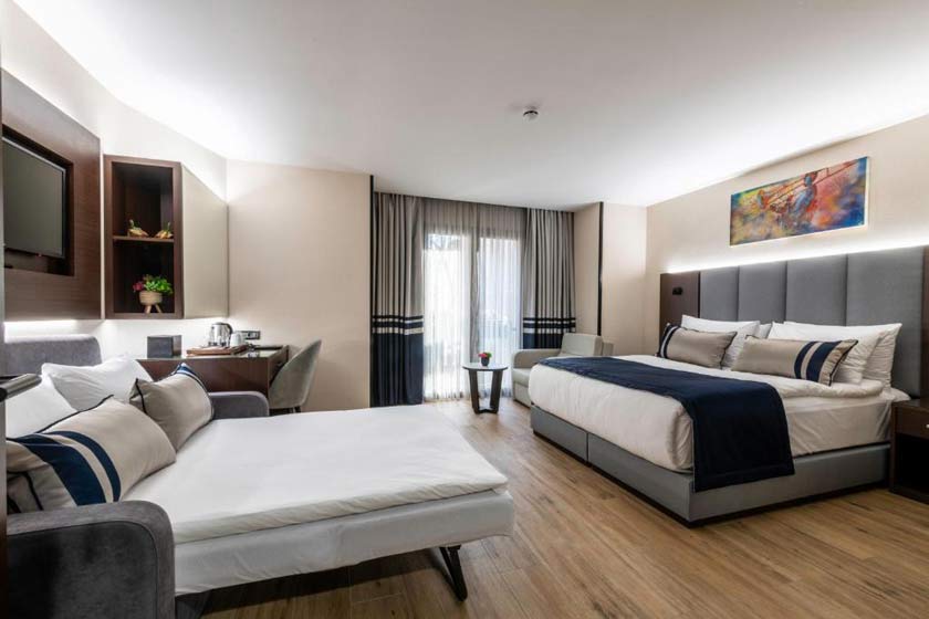 Aprilis Deluxe Hotel istanbul - Quadruple Room