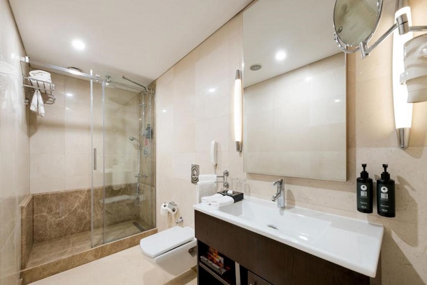 Ramada Plaza By Wyndham Istanbul City Center - Junior King Suite