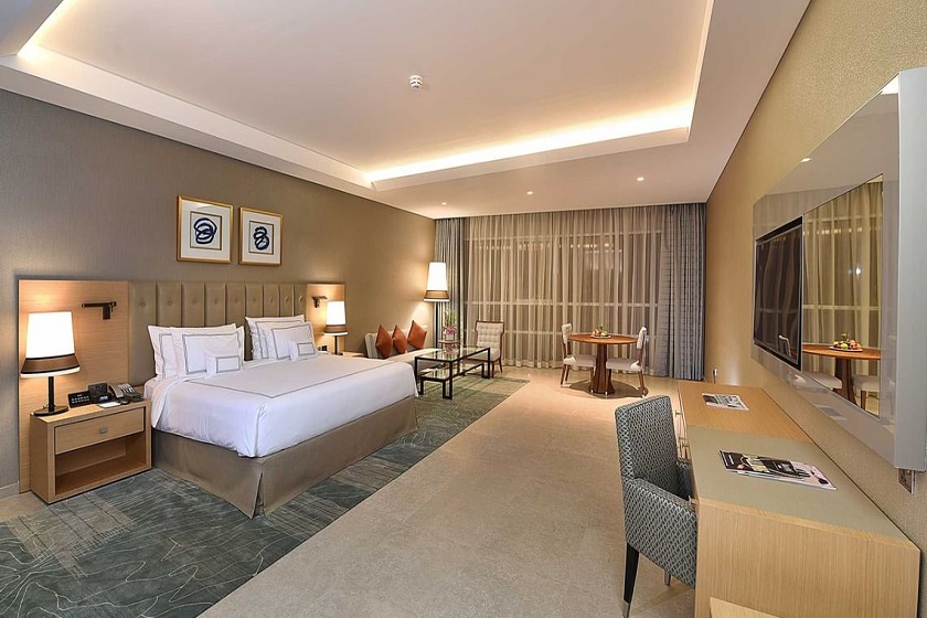 Grand Cosmopolitan Hotel - Executive Suite