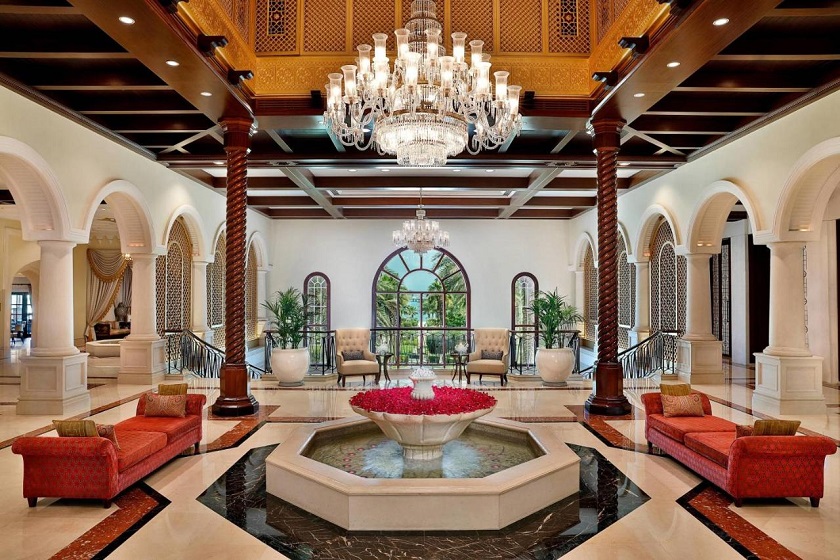 The Ritz Carlton Dubai - Lobby