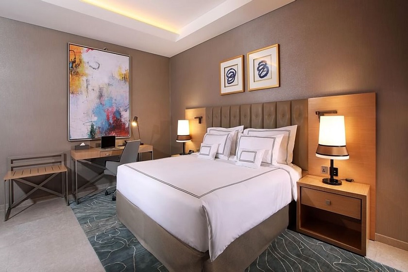 Grand Cosmopolitan Hotel - Superior Room