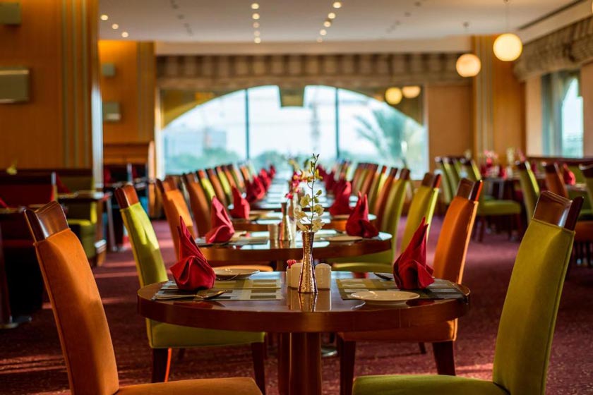 City Seasons Hotel & Suites Muscat - Restaurant