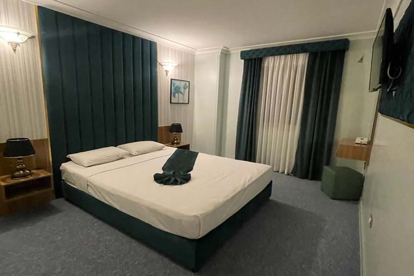 هتل کیان مشهد - اتاق دو تخته دبل