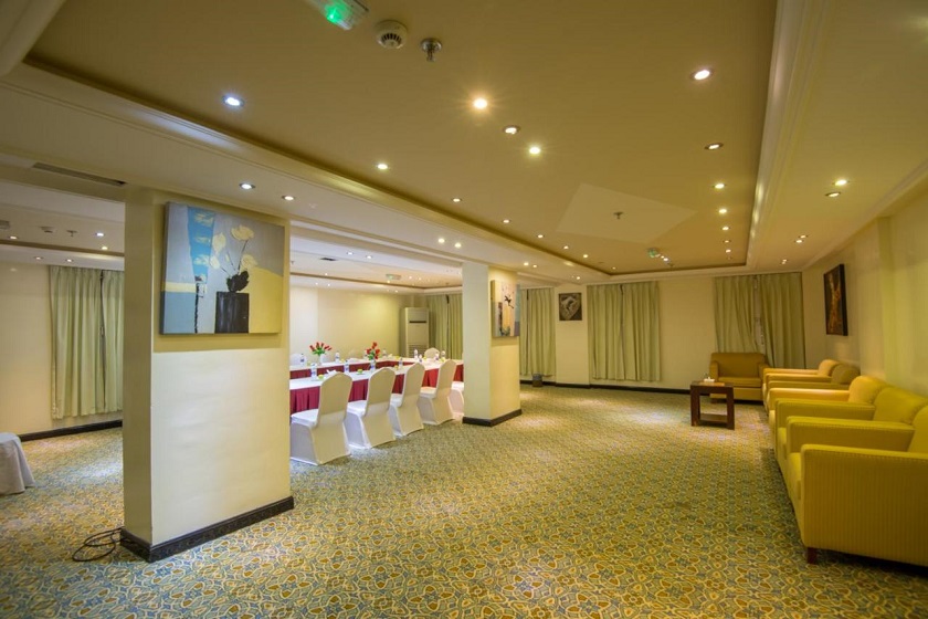 Caesar Hotel Muscat - Conference Room