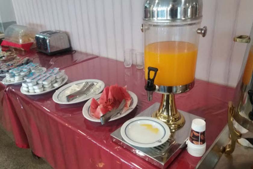 هتل آذین چابهار - صبحانه