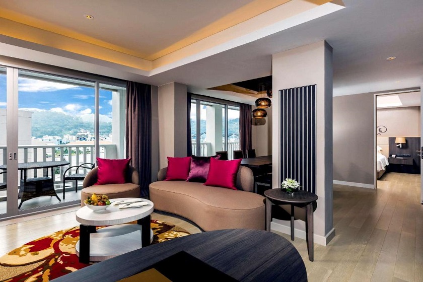 Grand Mercure Phuket Patong - Deluxe King Suite