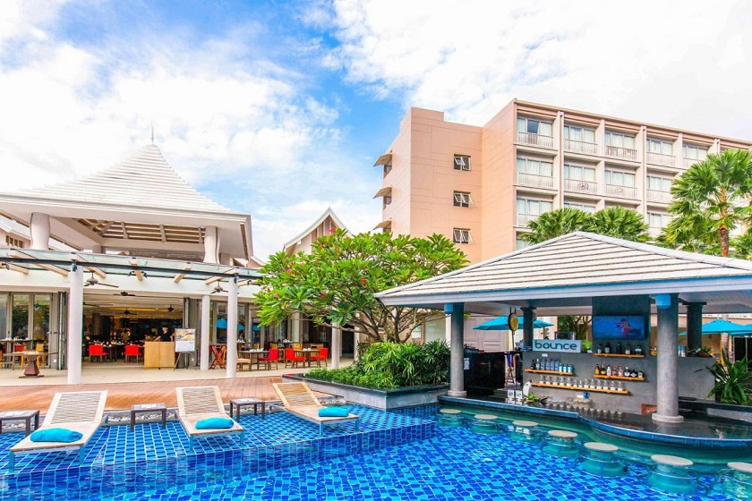 Grand Mercure Phuket Patong - Pool