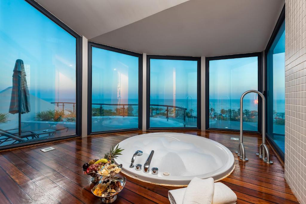 Cornelia de Luxe Resort Antalya - Deluxe Suite