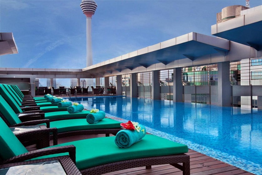 Parkroyal Serviced Suites Kuala Lumpur  - Pool