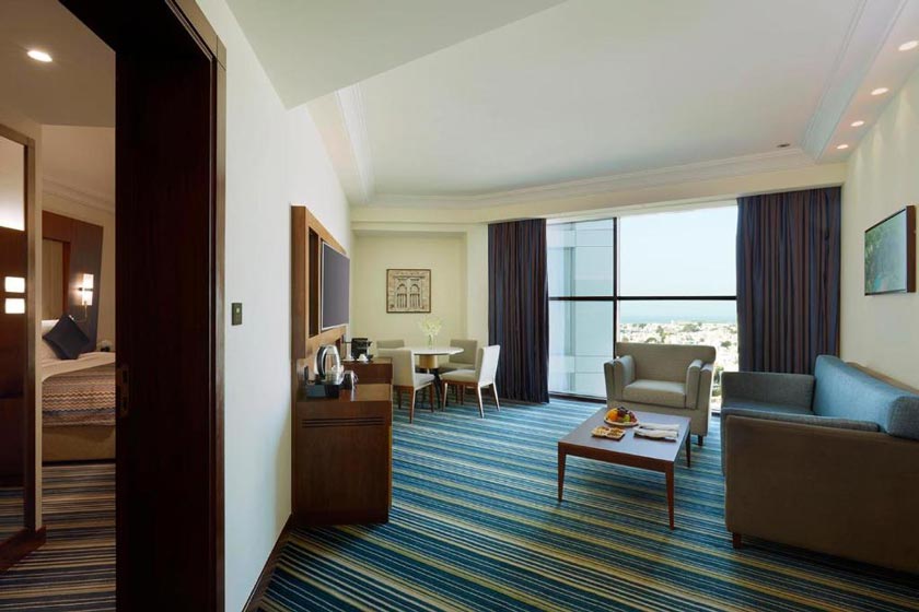 Royal Tulip Muscat - Executive Suite