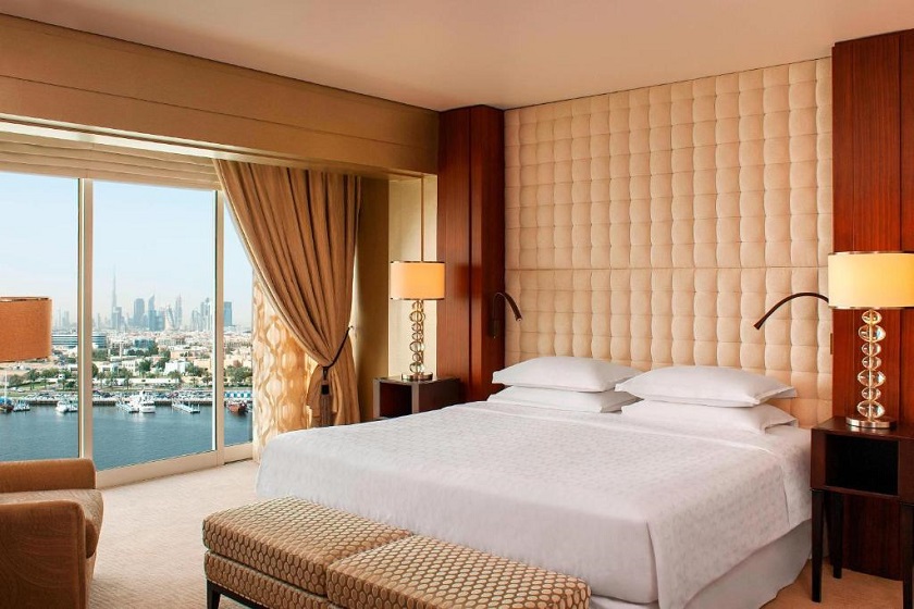 Sheraton Creek Hotel & Towers Dubai - Family Suite