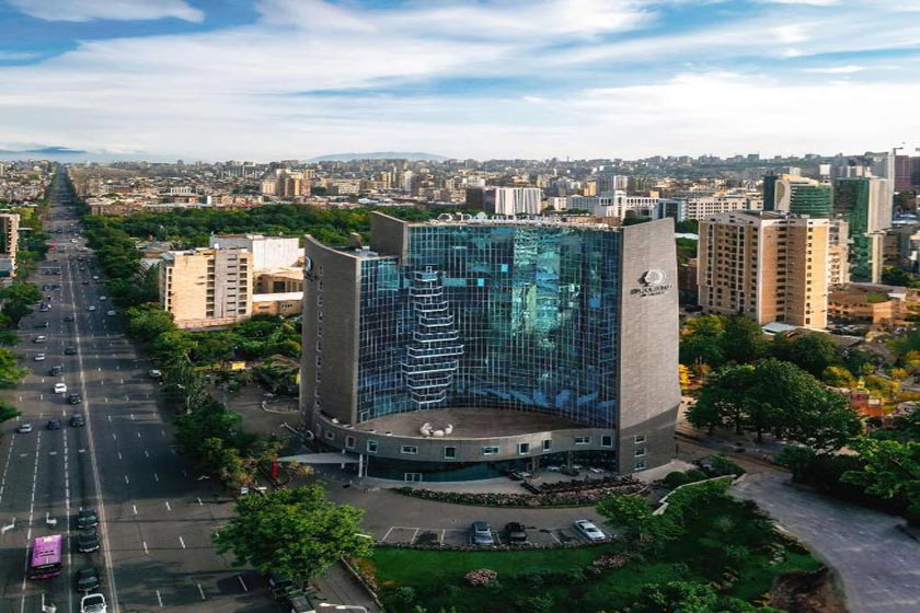 DoubleTree by Hilton Yerevan City Centre - Facade