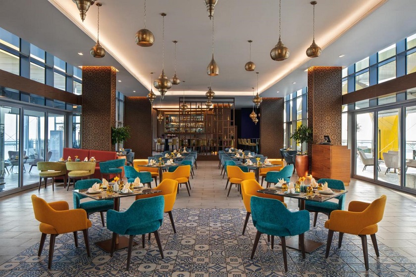 Centara Mirage Beach Resort Dubai  - Restaurent