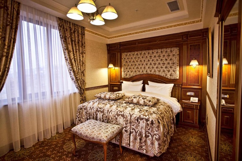 Multi Grand Pharaon Hotel Yerevan - Junior Suite