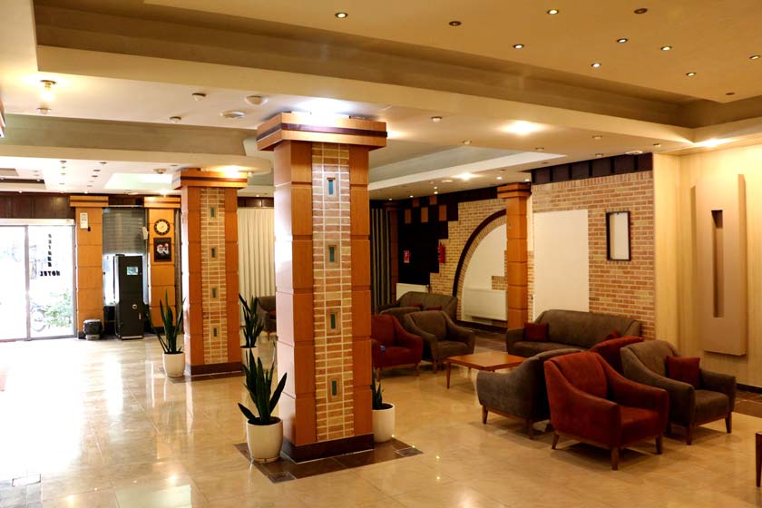 هتل آریانا شیراز - لابی