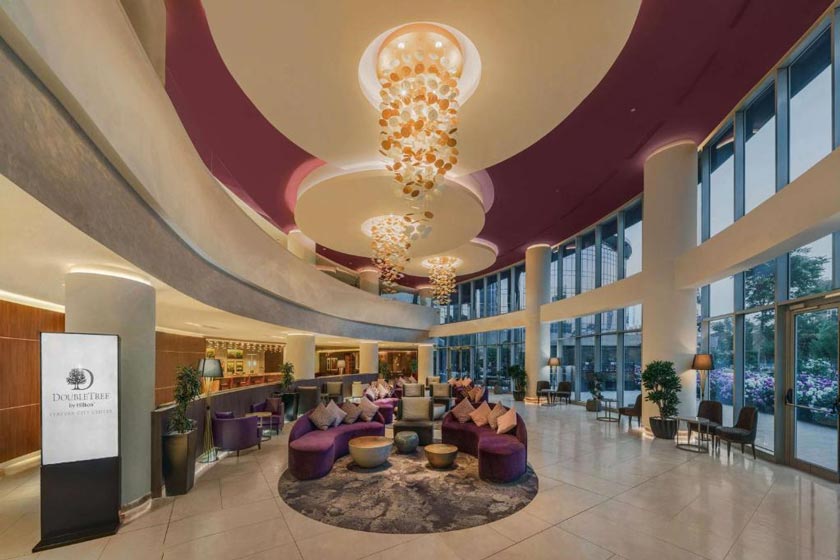 DoubleTree by Hilton Yerevan City Centre - Lobby