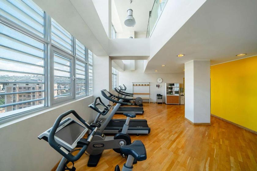 DoubleTree by Hilton Yerevan City Centre - Fitness center