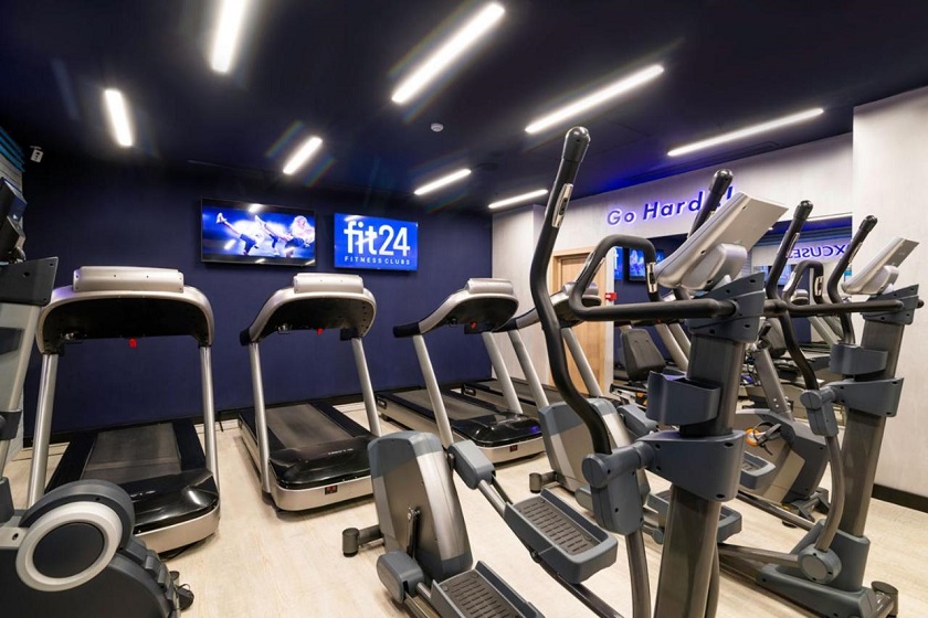 Ramada Hotel & Suites by Wyndham Yerevan - Fitness Centre