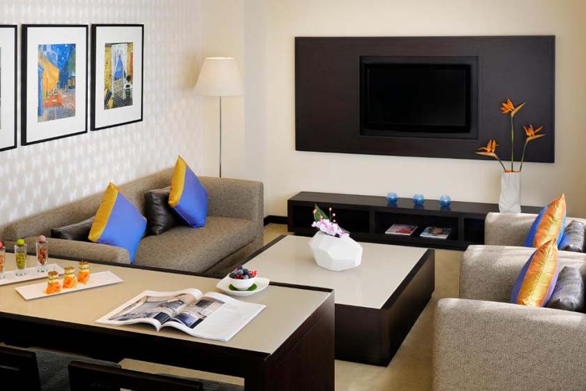 Hues Boutique Hotel Dubai - Junior Suite