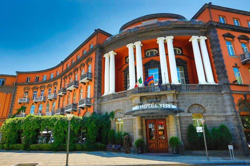 Grand Hotel Yerevan - Facade