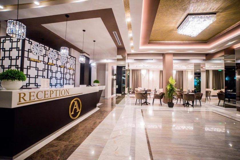 Hotel National Yerevan - Reception