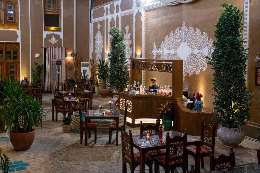 هتل سنتی اصفهان - بار