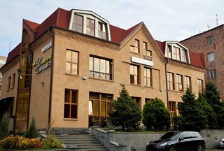 هتل دلوکس ایروان