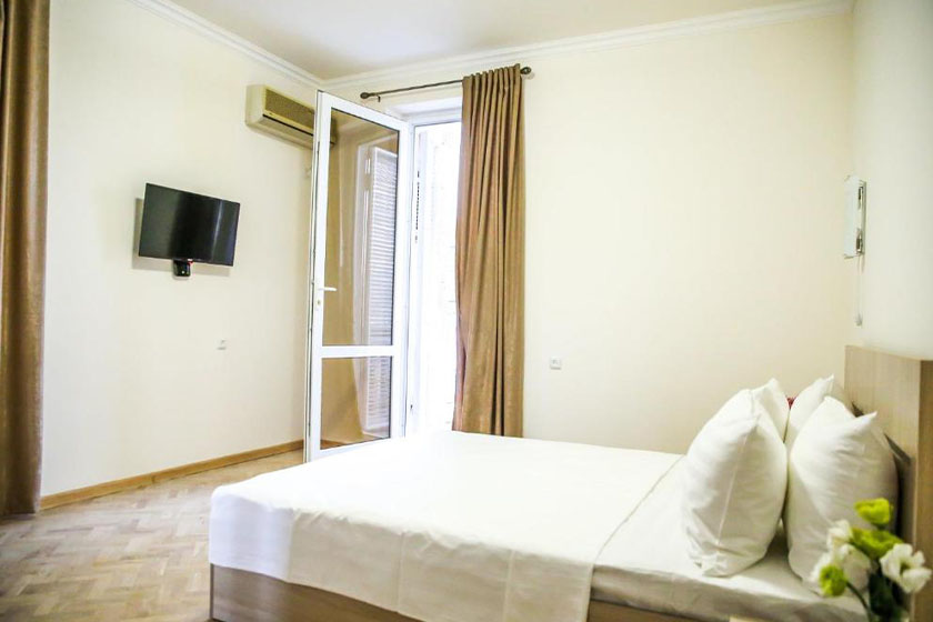 Alba Hotel Yerevan - One-Bedroom Apartment