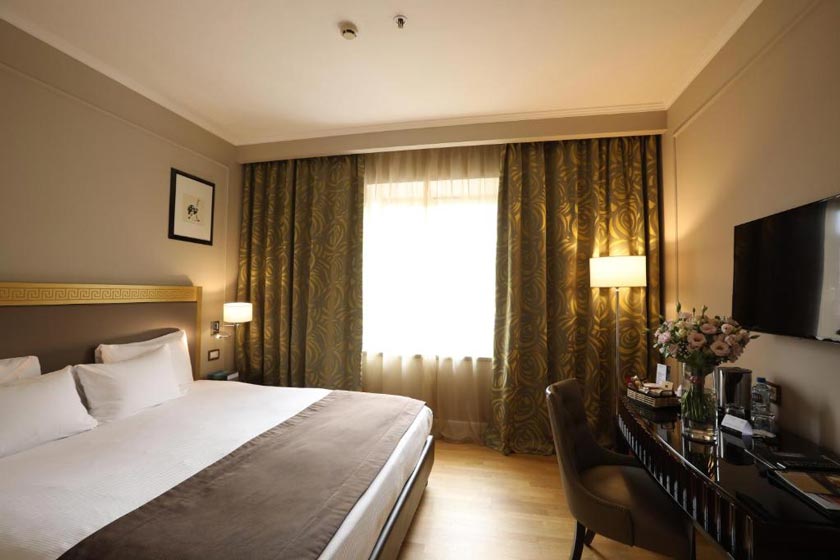 Grand Hotel Yerevan - King Room with Balcony