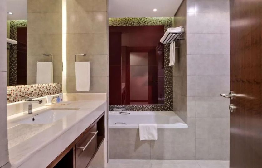 Radisson Blu Hotel Dubai Waterfront - Standard Room