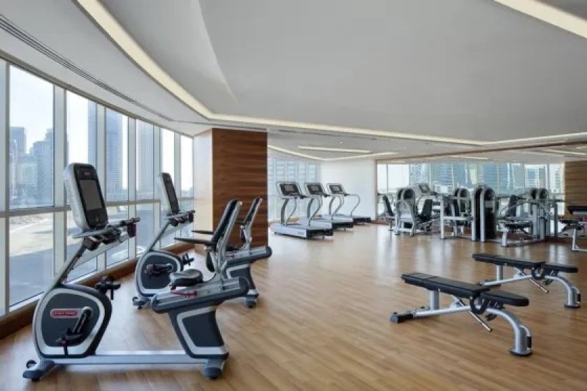 Radisson Blu Hotel Dubai Waterfront - fitness center