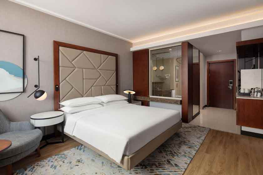 Sheraton Istanbul Levent - Executive Suite with Panoramic City View - Lounge Access