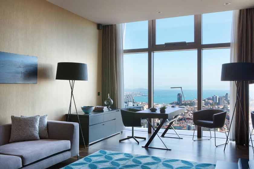 Istanbul Marriott Hotel Sisli - Deluxe King Room with Sea View