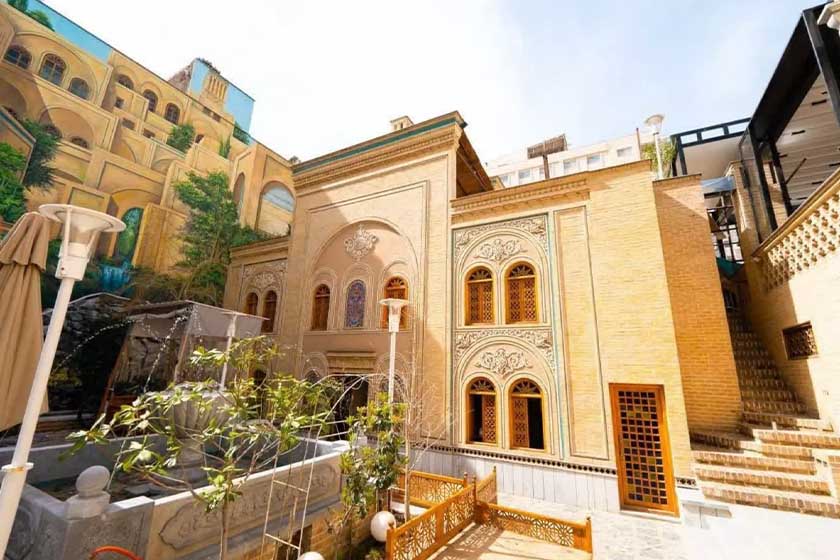 اقامتگاه سنتی آب میرزا مشهد - نما