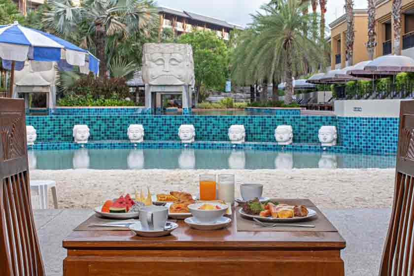 Rawai Palm Beach Resort SHA Extra Plus Phuket - breakfast