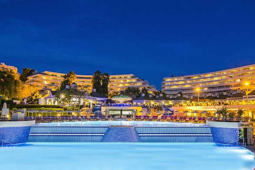 the Grand Blue Sky International Hotel Kusadasi - Pool