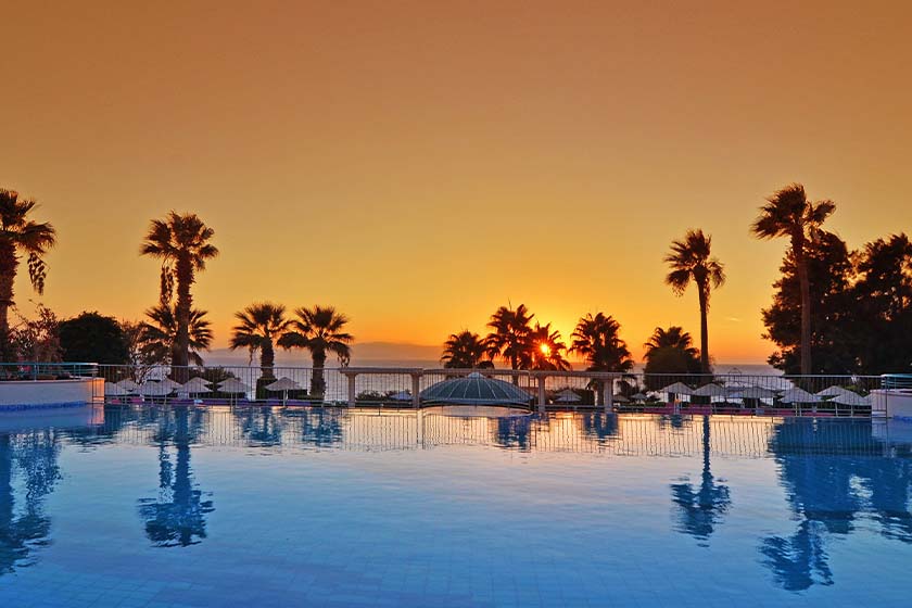 the Grand Blue Sky International Hotel Kusadasi - Pool