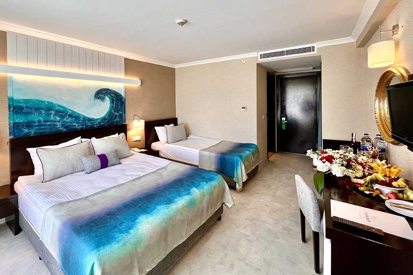 Catamaran Quality Times Hotel Antalya - Room