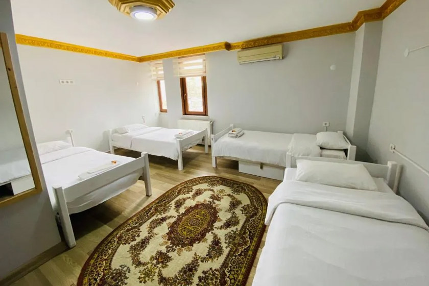 Stylish Hotel Old City Istanbul - 4-Bed Mixed Dormitory Room