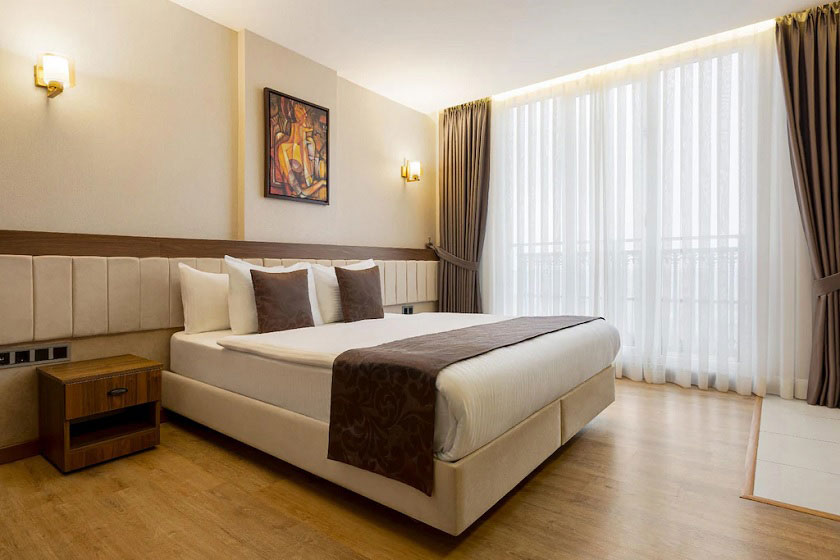 Operla Airport Hotels Trademark Collection by Wyndham istanbul - Deluxe Room