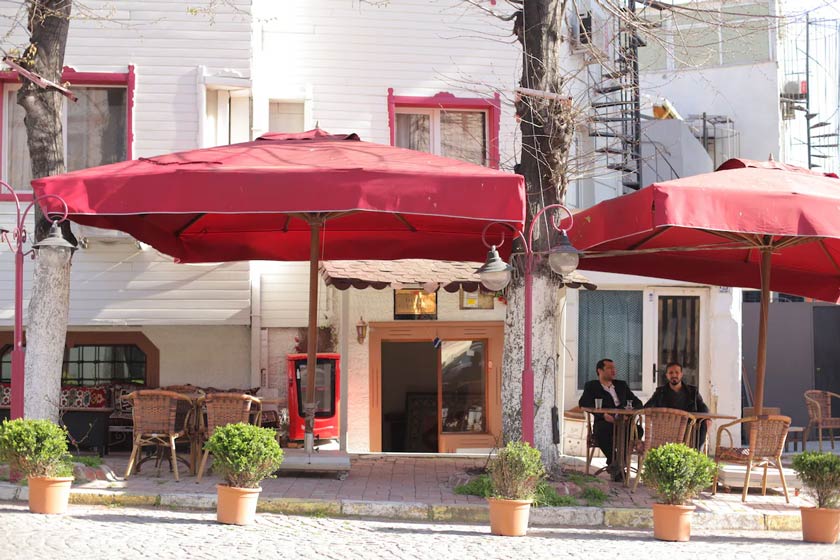 Rose Bouquets Hotel Istanbul - facade
