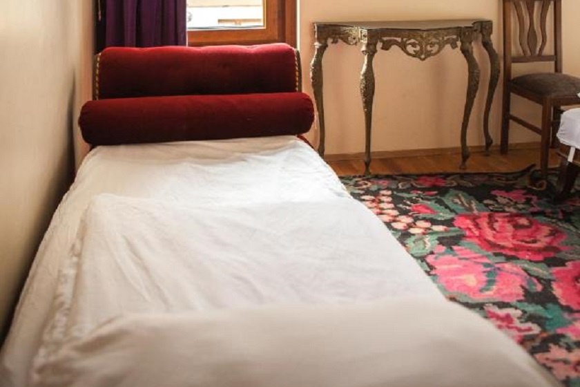 Chambers Of The Boheme Istanbul - Triple Room with Shared Bathroom