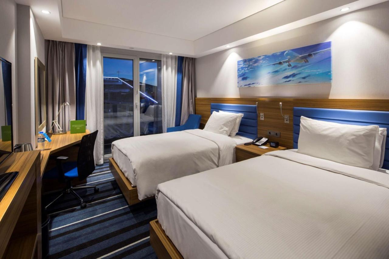 Hampton by Hilton Istanbul Kurtkoy Istanbul - Twin Room with Balcony - Smoking